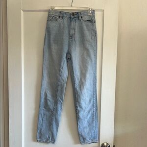 BDG Women's Light Blue Straight Jeans